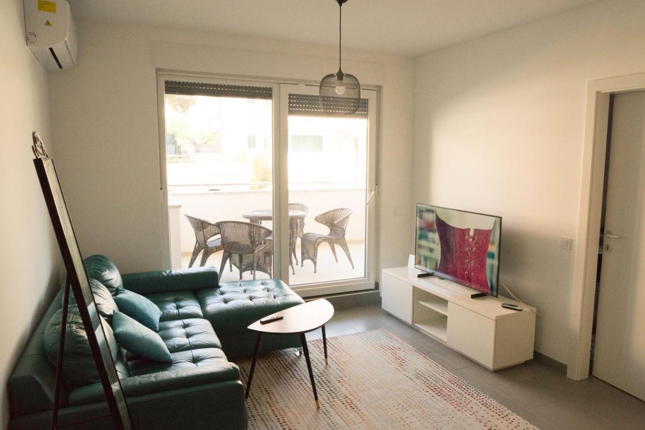 Ferienwohnung Helena Premantura Exterior foto